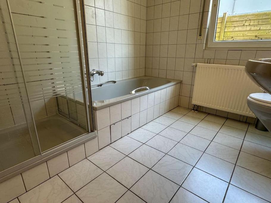 Benedenappartement In Met Uitzicht En Balkon Apartment Winterberg